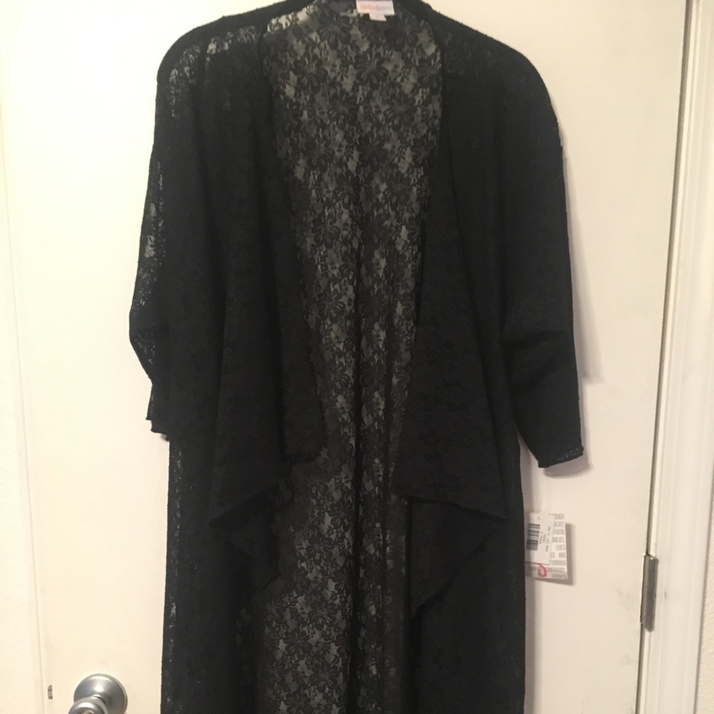 Lularoe lace Shirley small NWT floral